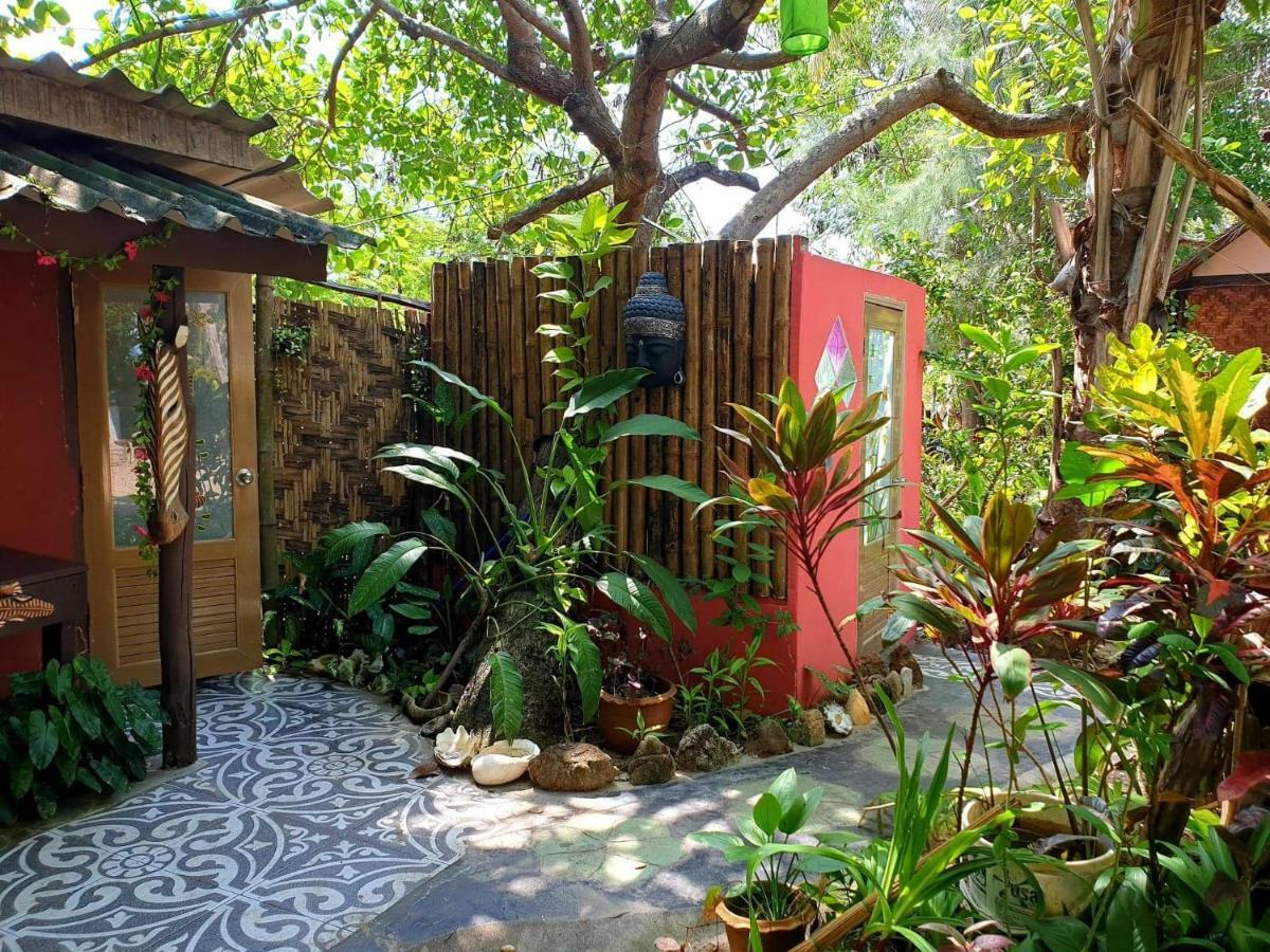 Sabai Sabai Beach Bungalows Koh Phayam Bagian luar foto